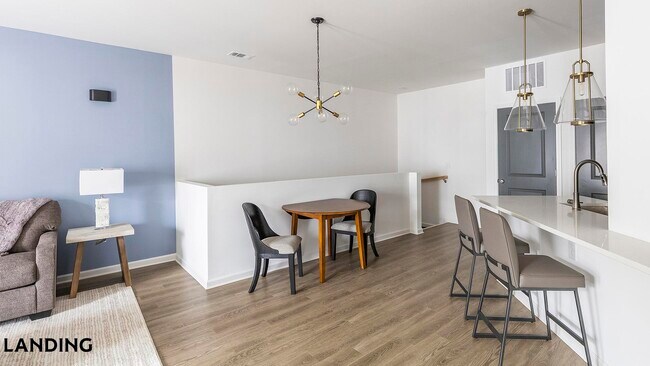 Building Photo - 560 Jack Clift Blvd