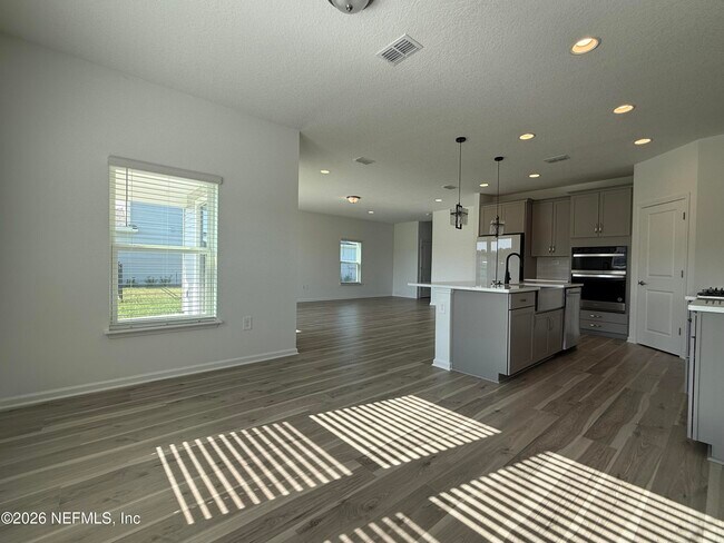 Building Photo - 104 CHARMER