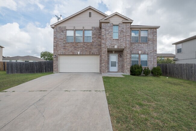 Building Photo - Spacious 4-Bedroom Home in Prime Round Roc...