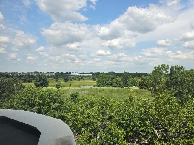 Building Photo - 2085 Valor Ct