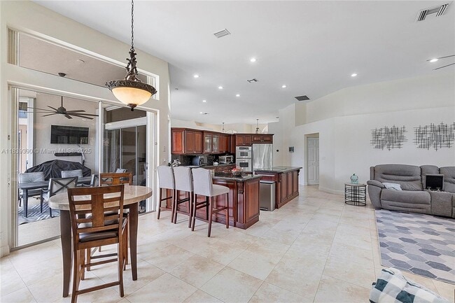 Building Photo - 5925 NW 97th Dr