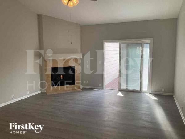 Building Photo - 22640 E River Chase Way