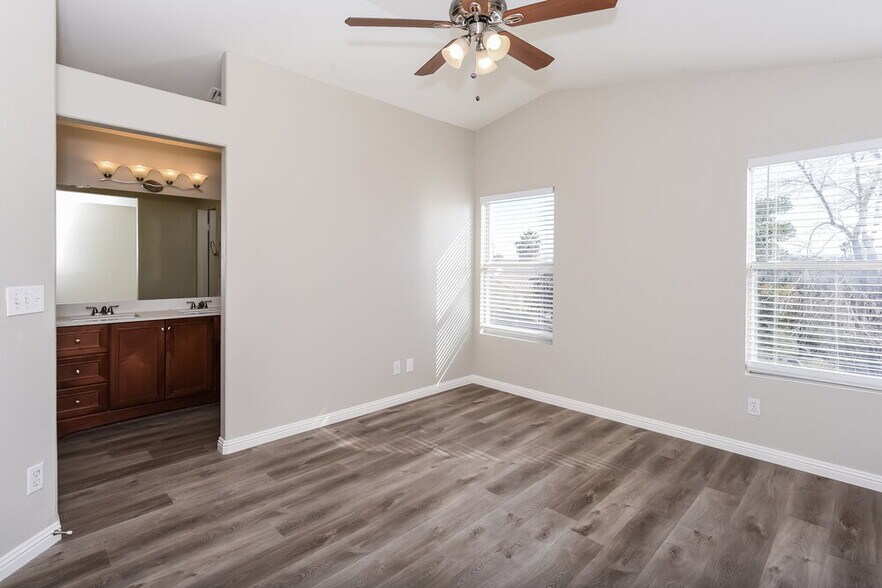 Building Photo - 4810 Con Carne