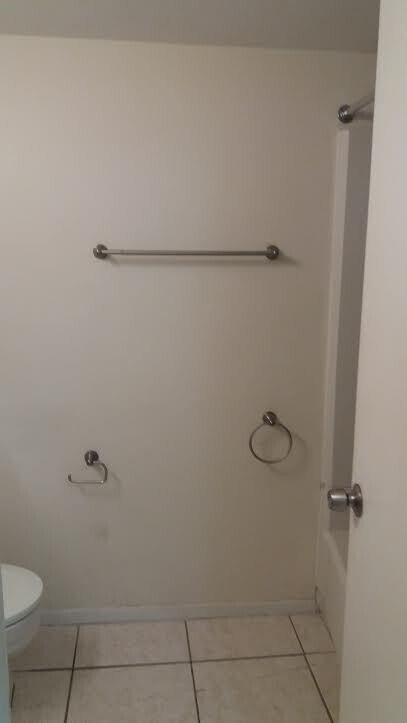 Building Photo - 2771 Riverside Dr