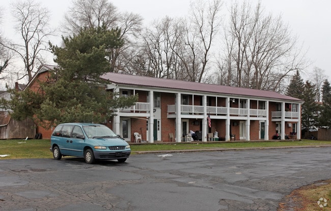 Primary Photo - 504 Rt-104