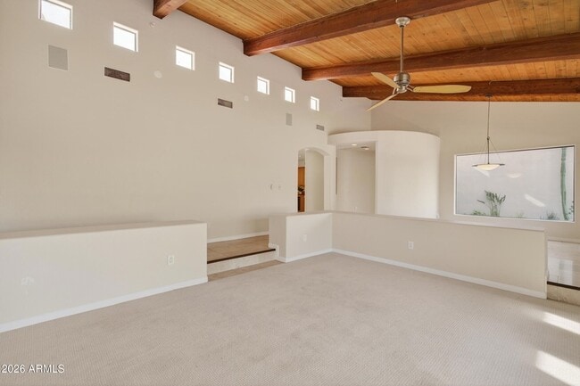 Building Photo - 8001 E Vista Bonita Dr