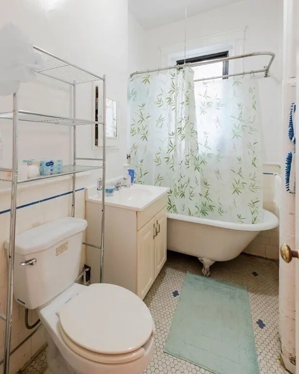 Building Photo - 39 Glenville Ave