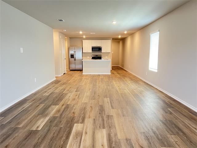 Building Photo - 5557 Rollins Dr