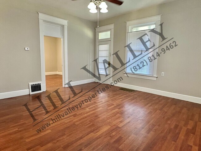 Building Photo - One Bedroom Home