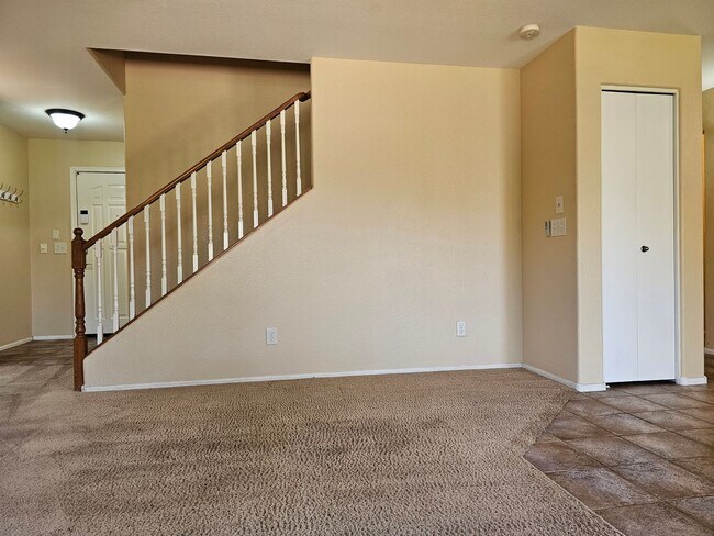 Building Photo - 42804 W Sunland Dr