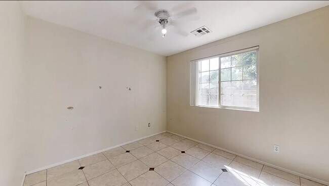 Building Photo - 51740 Avenida Carranza