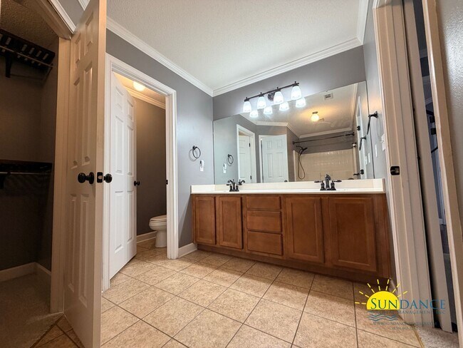 Building Photo - 2705 Apple Blossom Ct