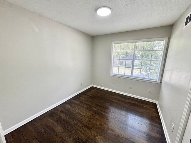 Building Photo - 4347 Fortner Ave