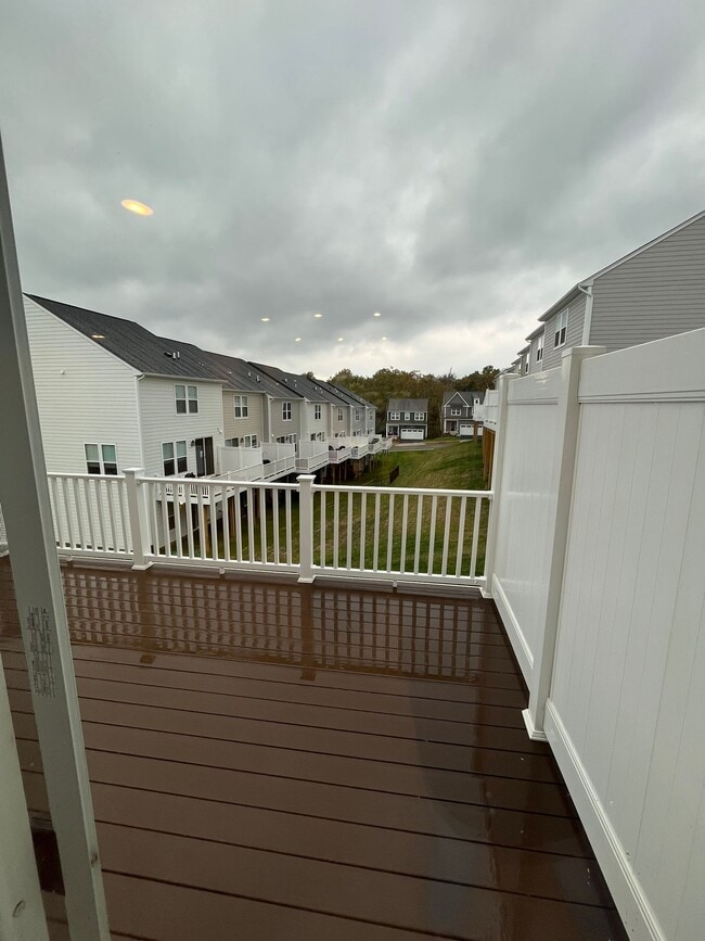 Building Photo - 5981 McComb St