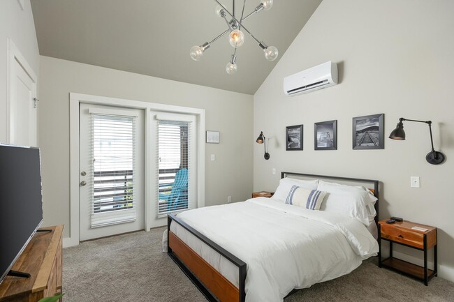 Building Photo - Fully furnished 1 bedroom!