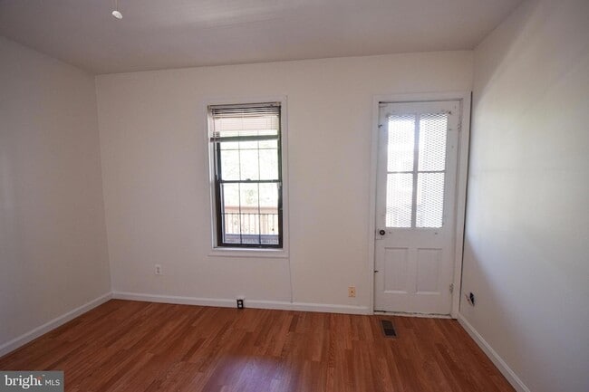 Building Photo - 3606 Hudson St