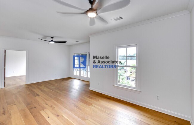 Building Photo - 1418 Windrose Dr