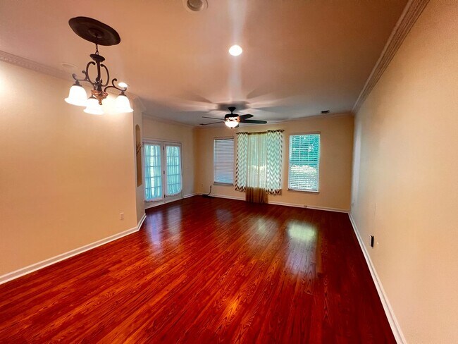 Building Photo - 4437 Lady Banks Ln