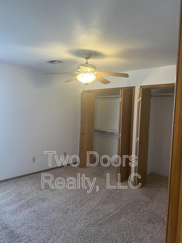 Building Photo - 2204 Shadowridge Dr