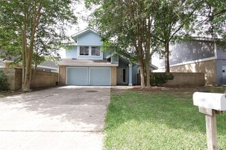Building Photo - 12155 Huntington Venture Dr