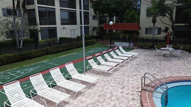 Building Photo - 251 S Cypress Rd