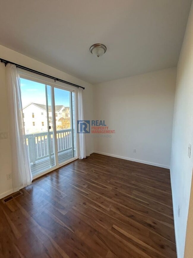 Building Photo - 5552 Canyon View Dr