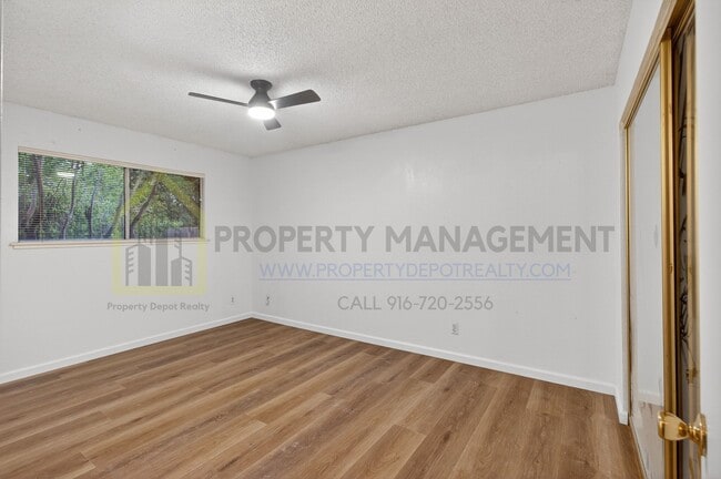 Building Photo - 8973 El Mirador Dr