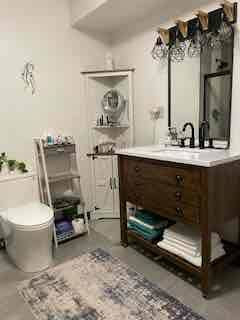 Building Photo - 31095 US-40