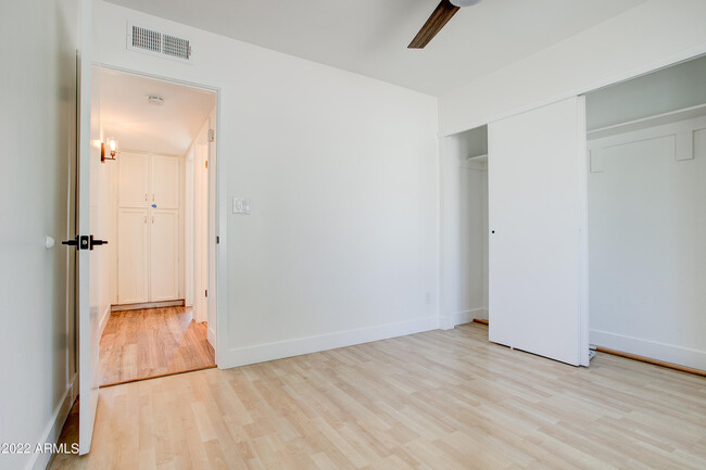 Building Photo - 4810 S Beck Ave