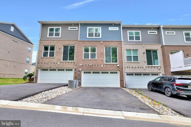 Building Photo - 2782 Bridgewater Dr
