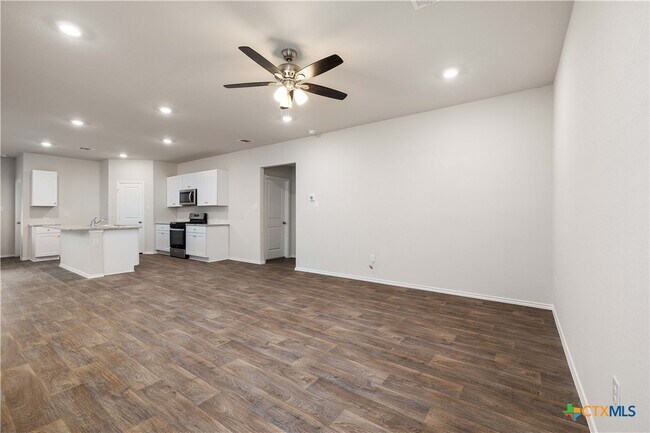 Building Photo - 2881 Brogan Creek