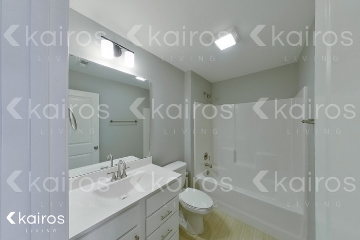 Building Photo - 3717 Oak Leaf Wy