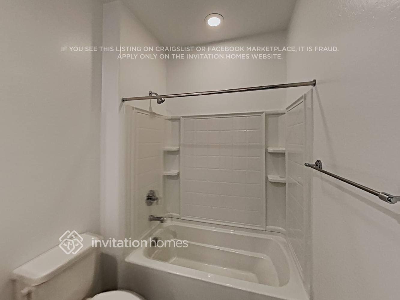 Building Photo - 5921 N 195th Dr