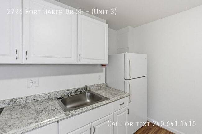 Building Photo - 2726 Fort Baker Dr SE