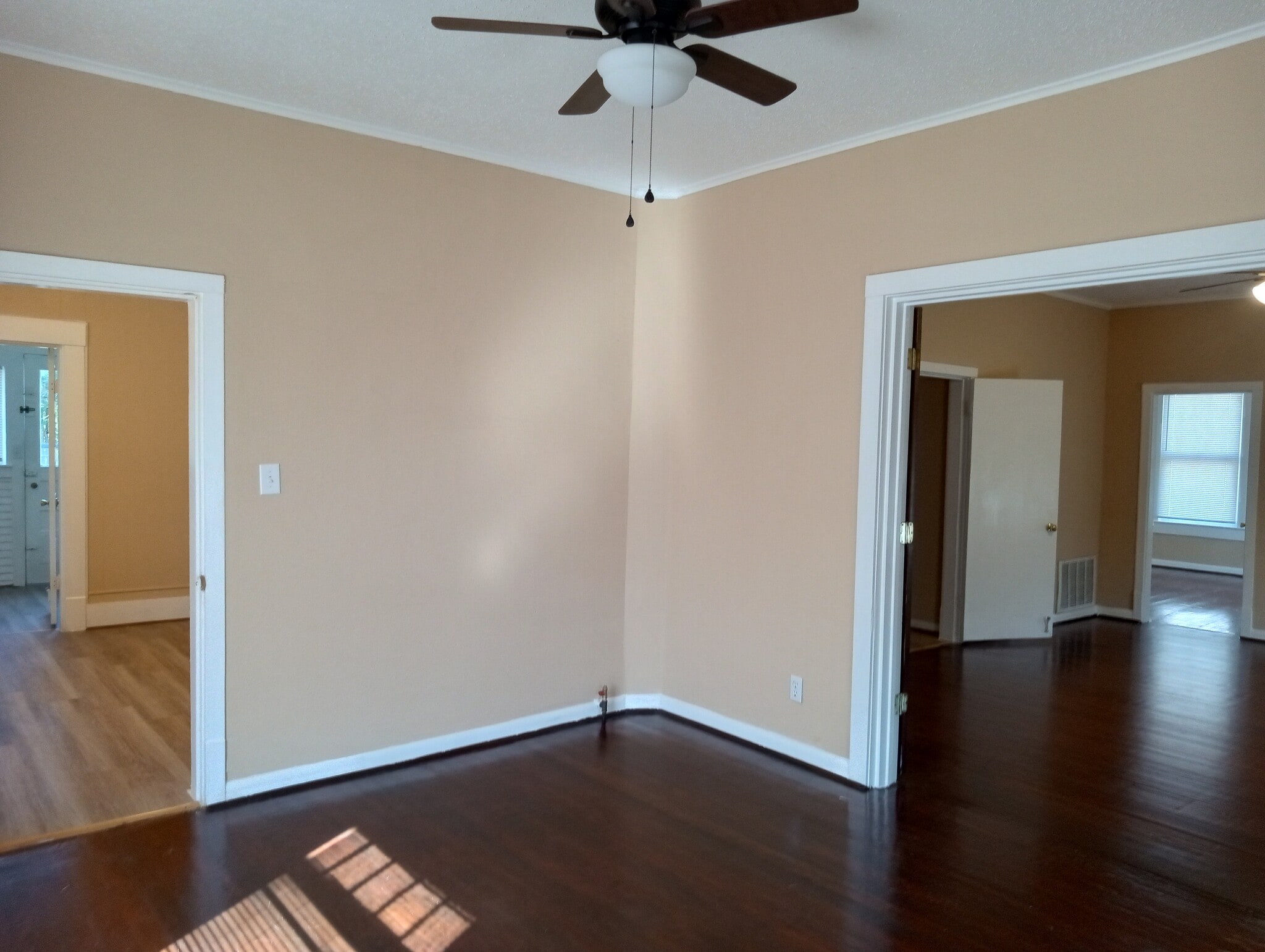 Building Photo - 516 Allen Ave