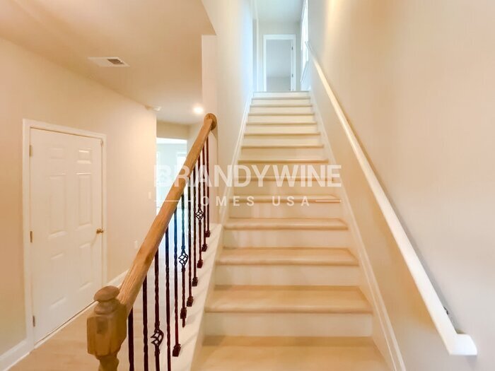 Building Photo - 1116 E Shoreview Rd