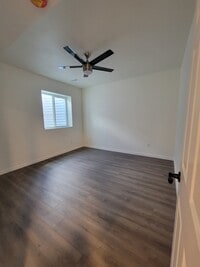 Building Photo - 2814 Biplane St