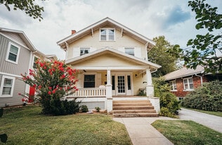 Building Photo - 1335 E Cherry St