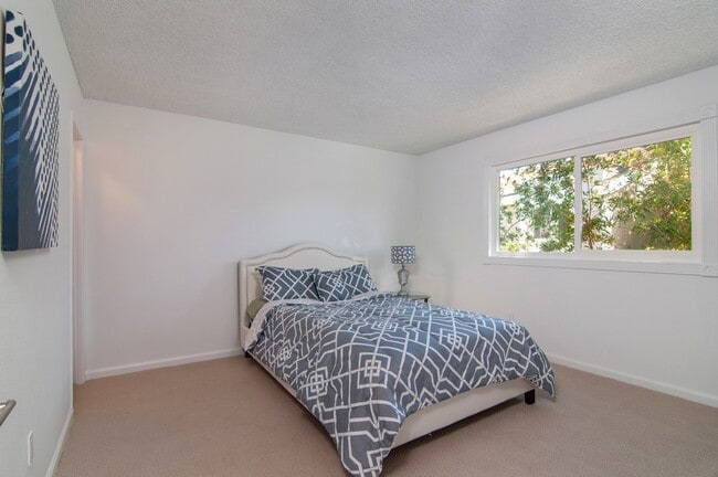 Building Photo - 7933 Camino Glorita