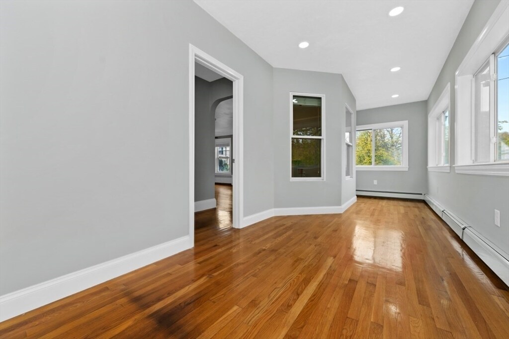 Building Photo - 129 Lynnway
