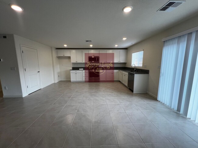 Building Photo - Beautiful NEW HOME in Lemmon Valley Commun...