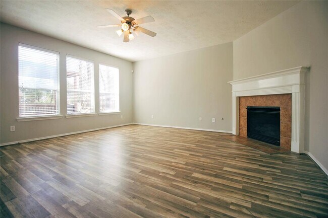 Building Photo - 43 W Spindle Tree Cir