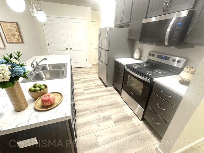 Building Photo - 9300 W 32nd St