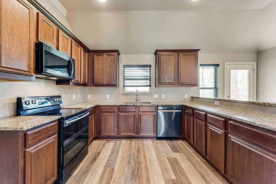 Building Photo - 200 Irick Ct