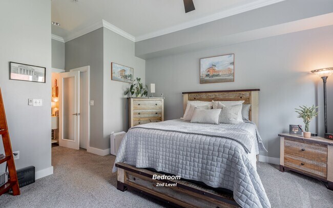 Building Photo - 129 Walnut St