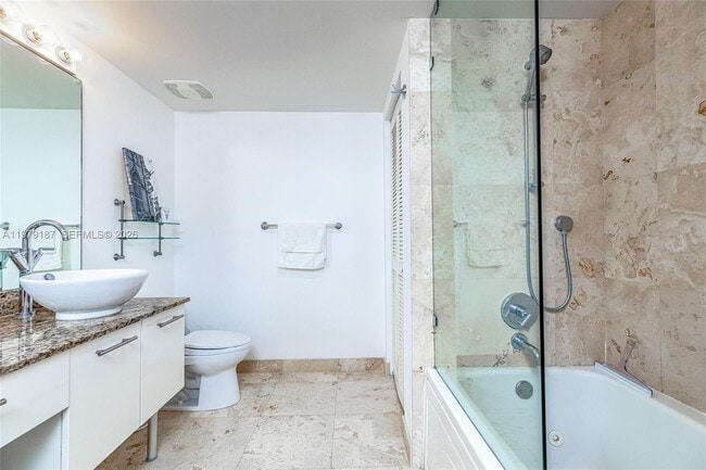 Building Photo - 41 SE 5th St