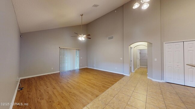 Building Photo - 105 N Aberdeenshire Dr