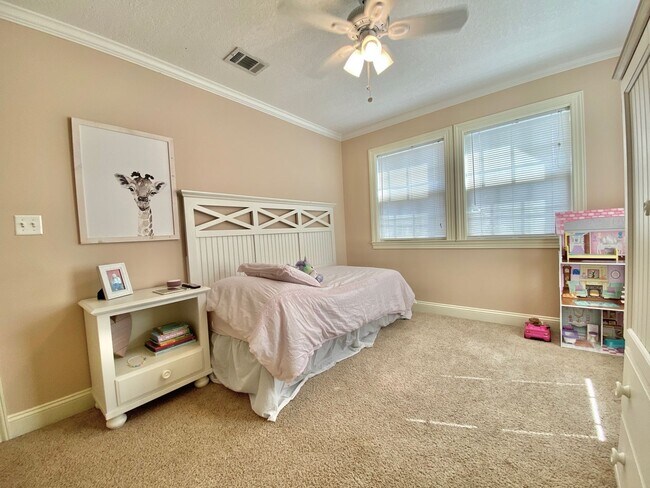 Building Photo - 3BD/2B Home in Waker Run Subdivision in Lake Park