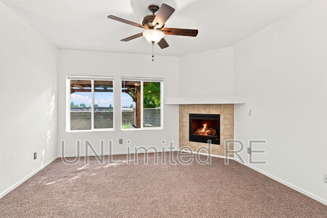 Building Photo - 9132 W Arden Ln