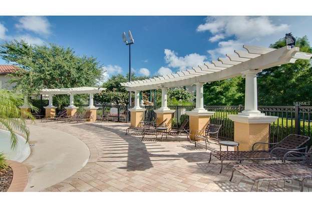 Building Photo - 2924 Lobelia Dr
